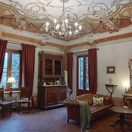 Monti Guesthouse Monti di Licciana Nardi Luaran gambar