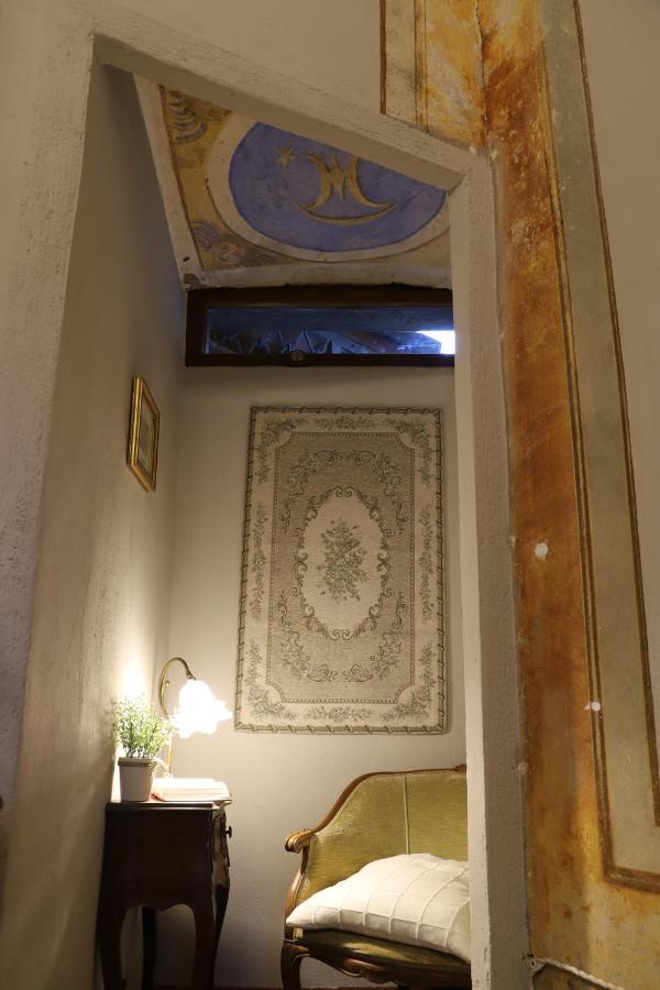 Monti Guesthouse Monti di Licciana Nardi Luaran gambar