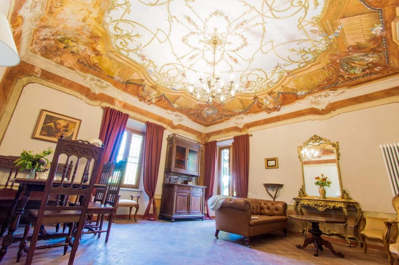 Monti Guesthouse Monti di Licciana Nardi Luaran gambar