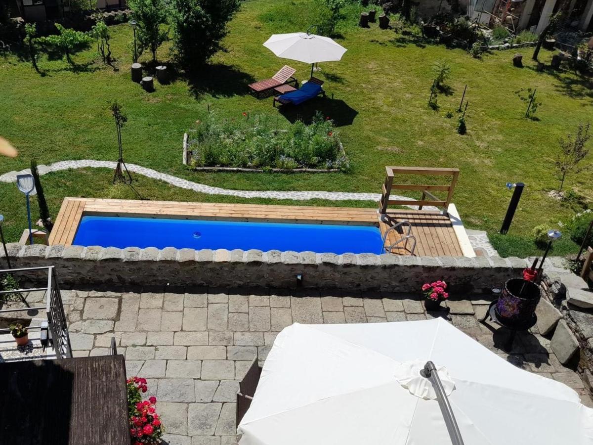 Monti Guesthouse Monti di Licciana Nardi Luaran gambar
