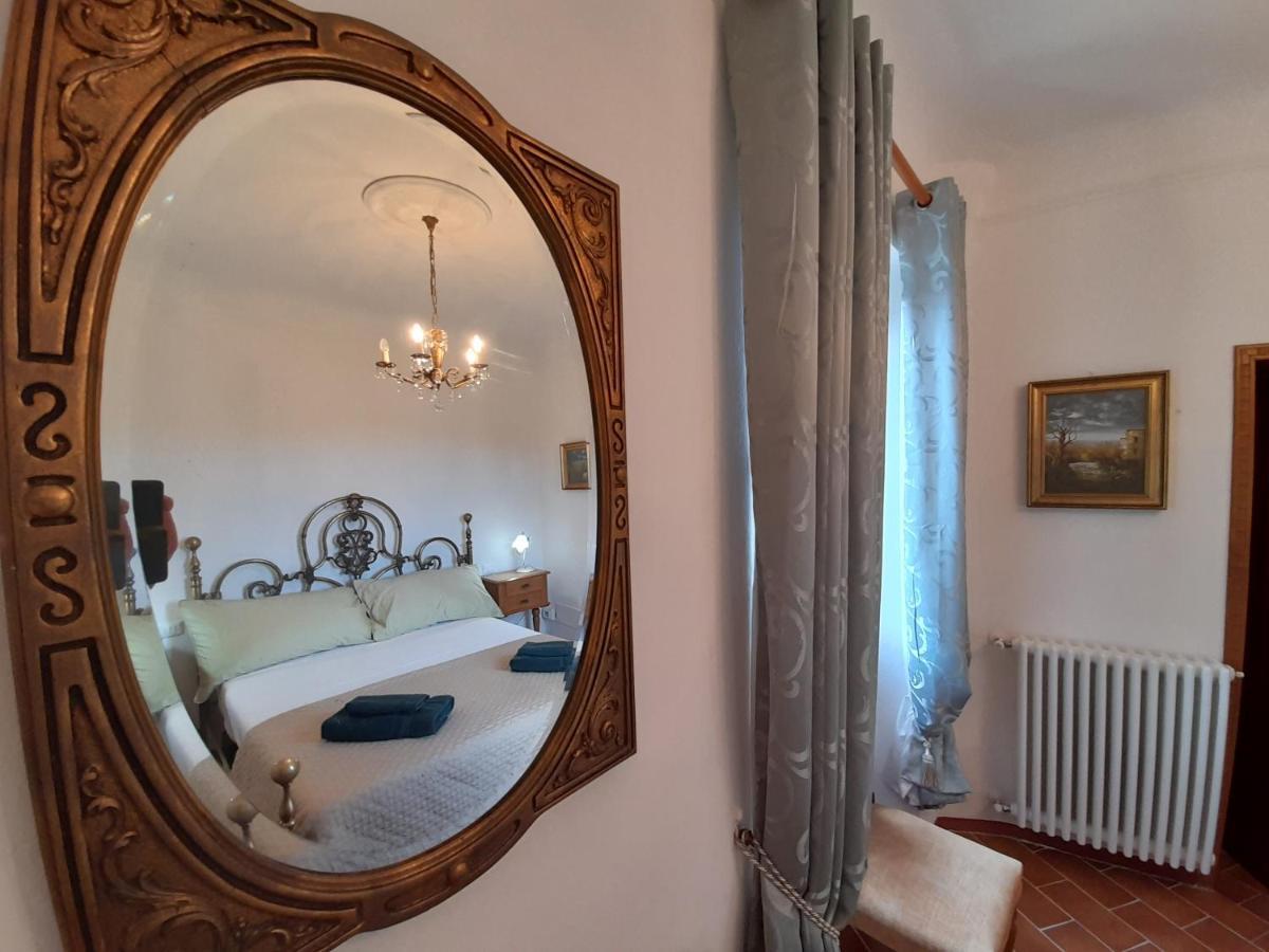 Monti Guesthouse Monti di Licciana Nardi Luaran gambar