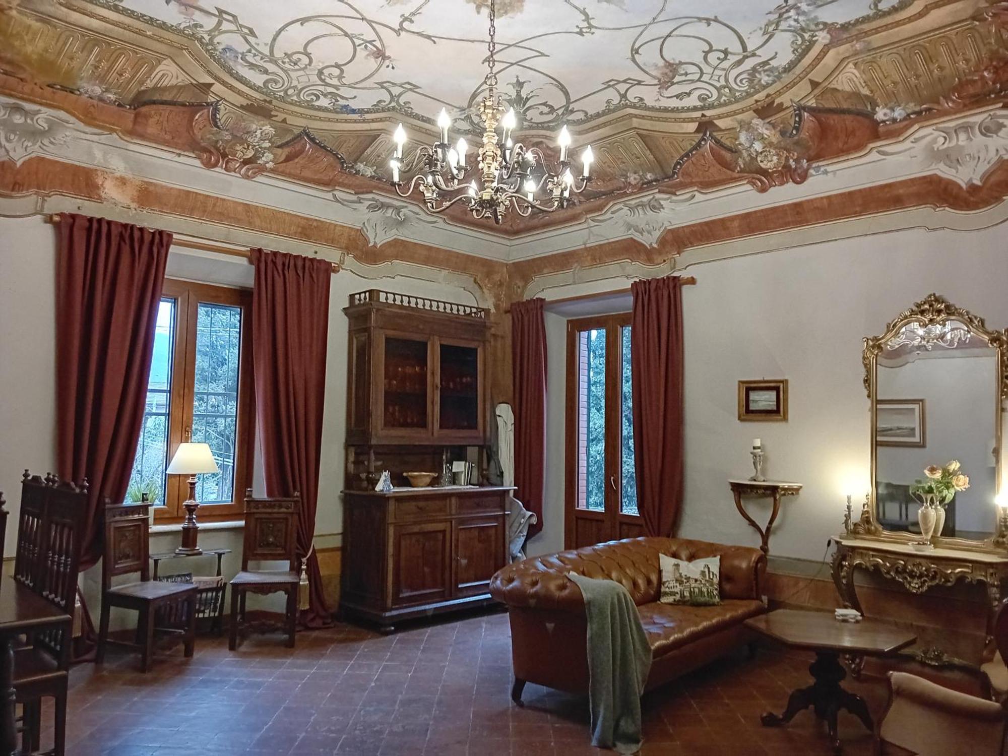 Monti Guesthouse Monti di Licciana Nardi Luaran gambar