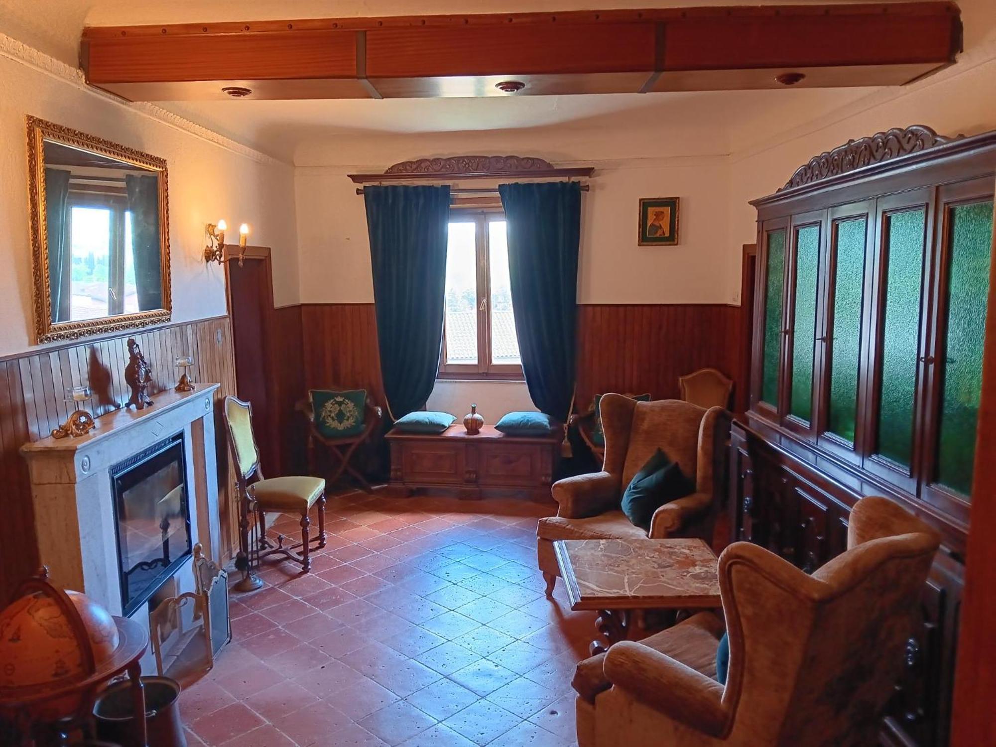Monti Guesthouse Monti di Licciana Nardi Luaran gambar
